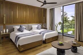 Royal Beachfront Villas & Spa Danang
