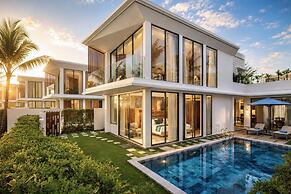 Royal Beachfront Villas & Spa Danang