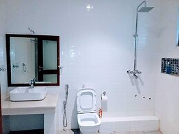 Pontoon Residence & Suites