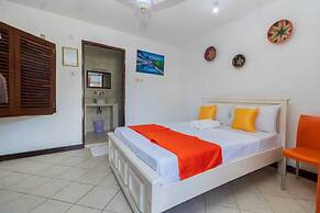 Pontoon Residence & Suites