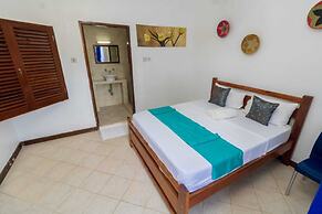 Pontoon Residence & Suites