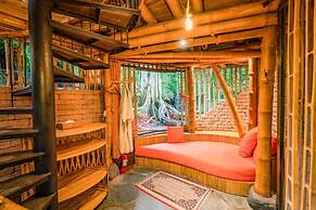 Bambu Indah Resort