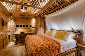 Bambu Indah Resort