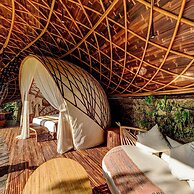 Bambu Indah Resort
