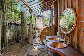 Bambu Indah Resort