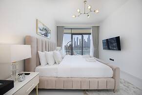 2BR Emaar Beachfront Full Sea Skyline Views