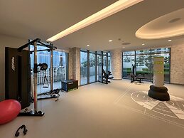 2BR Emaar Beachfront Full Sea Skyline Views