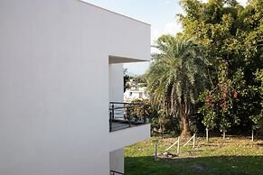 Lychee Bagh
