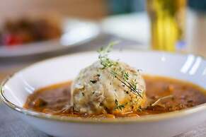 Hotel & Restaurant Urdlwirt