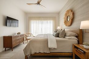 Coral Bay by DR Collection