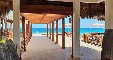 Coral Bay by DR Collection