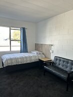 Avon Apartments