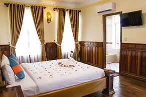 Puok hotel & Resort