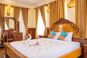 Puok hotel & Resort