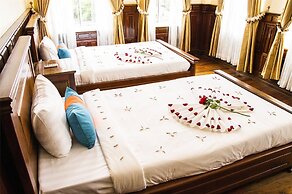 Puok hotel & Resort