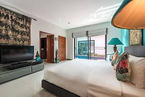 Iconic Art Decor 3BR Pool Villa Salika