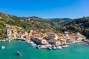 Niki Studio Tria in Lakka