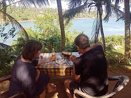 Surf Paradise Hotel
