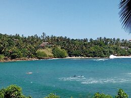 Surf Paradise Hotel