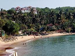 Surf Paradise Hotel
