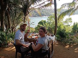 Surf Paradise Hotel