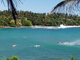 Surf Paradise Hotel