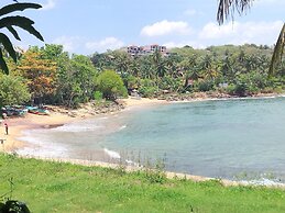 Surf Paradise Hotel