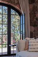 Panoramic Paradise 3BR Overlooking SMA