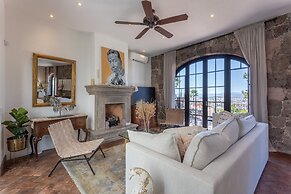 Panoramic Paradise 3BR Overlooking SMA