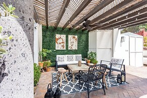 Panoramic Paradise 3BR Overlooking SMA