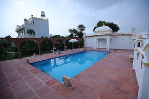 Yash Veer Resort