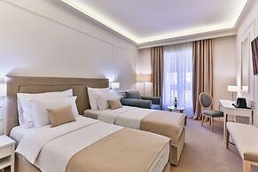 Hotel Crown