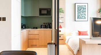 Modern Studio w Balcony in Business Bay
