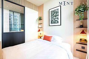 Modern Studio w Balcony in Business Bay
