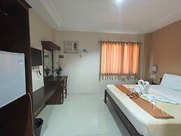 Argao Seabreeze Hotel powered by Cocotel
