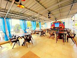 Natural Lake View Hotel