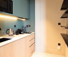 Convenient Studio w Burj Khalifa View