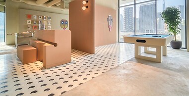 Convenient Studio w Burj Khalifa View