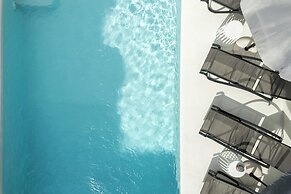 Vammos Luxury Apartments