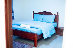 Inviting 6-bedrooms Apartment in Kigali
