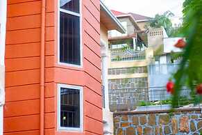 Inviting 6-bedrooms Apartment in Kigali
