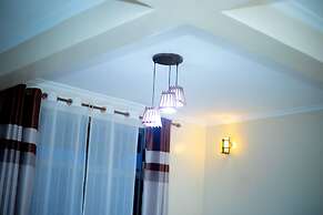 Inviting 6-bedrooms Apartment in Kigali