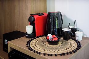 Arthur Suites