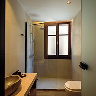 Arthur Suites