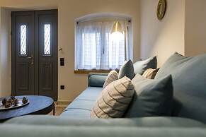 Dirapera Port Suite
