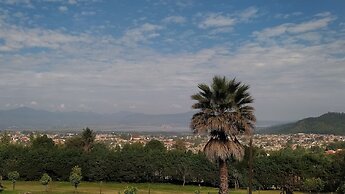 Hotel Rancho La Mesa