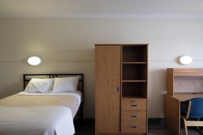 Residence & Conference Centre - Sarnia