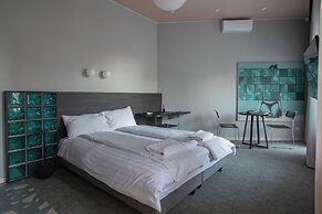 Resume Apartments