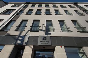 Resume Apartments