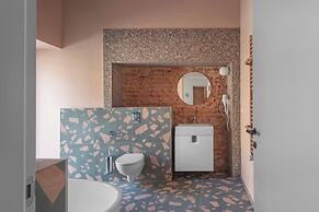 Resume Apartments